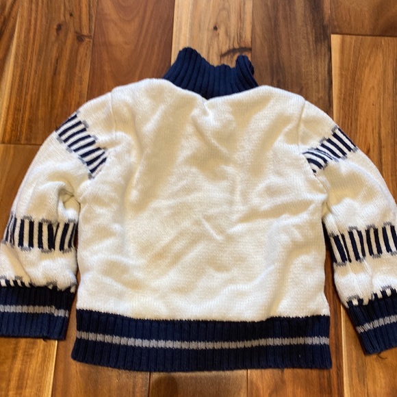 Boy’s Size 12-18 Months Joe Fresh Sweater Jacket with Moose Design - Picture 3 of 4